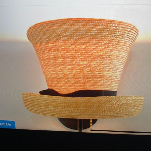 lampa Other - Vintage “Mad Hatter” Wall Sconce.